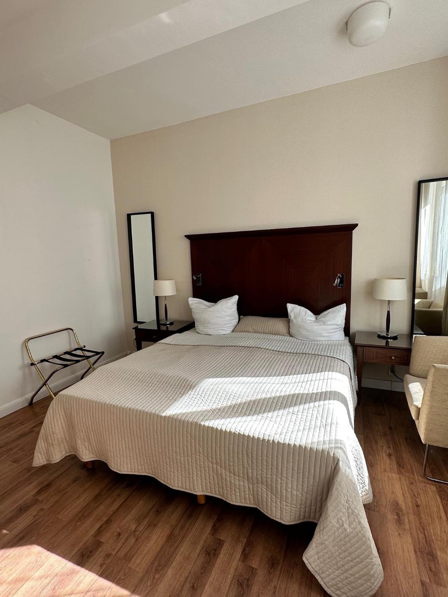 Park Apart Hotel Gatower Str. Berlin Kültér fotó